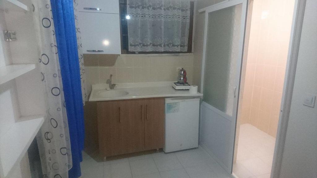 Erkin Apart Hotel Karsiyaka  Екстер'єр фото