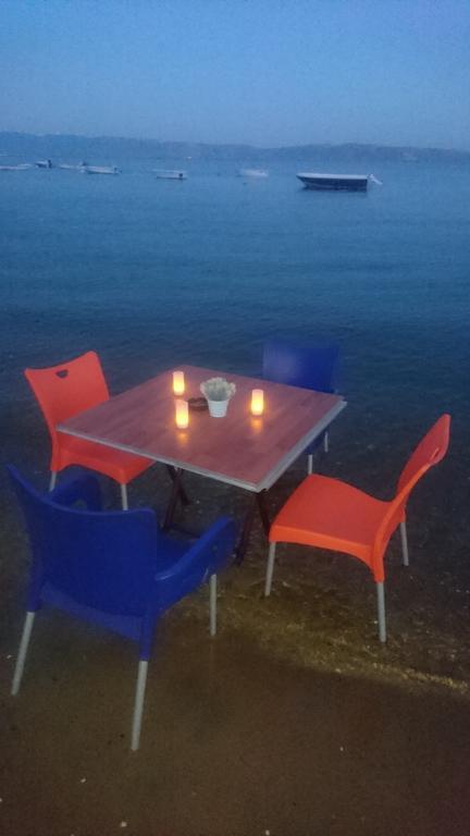 Erkin Apart Hotel Karsiyaka  Екстер'єр фото