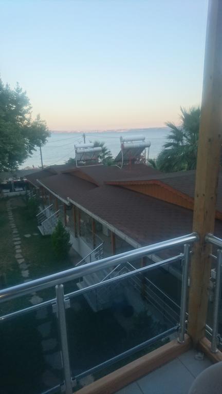 Erkin Apart Hotel Karsiyaka  Екстер'єр фото