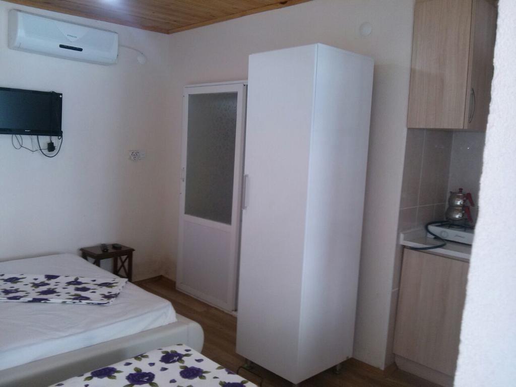 Erkin Apart Hotel Karsiyaka  Екстер'єр фото
